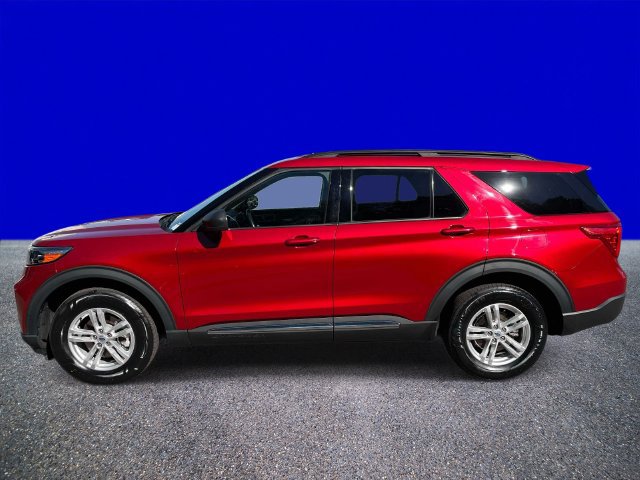 Used 2023 Ford Explorer XLT w/ Equipment Group 202A AWD/4WD image 6