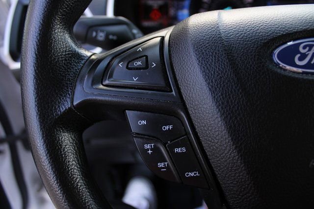 Used 2021 Ford Edge SE image 15