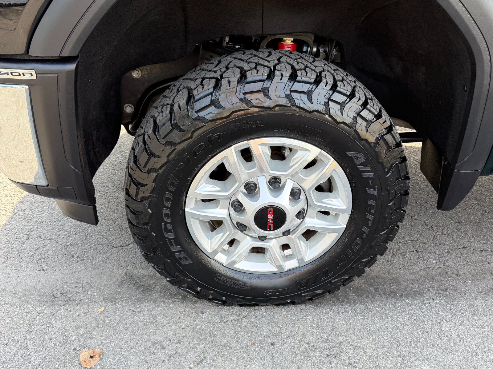 Used 2025 GMC Sierra 2500 Pro w/ Convenience Package AWD/4WD image 9