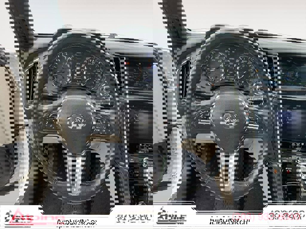 Used 2023 INFINITI Q50 Sensory image 12