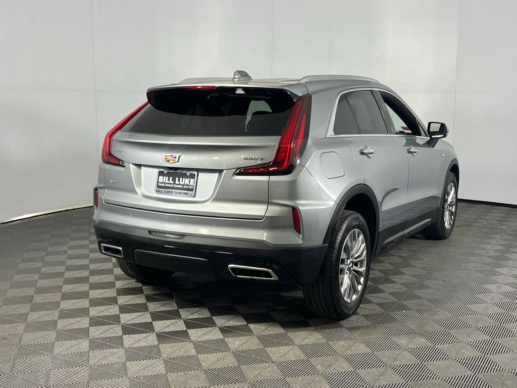 Used 2024 Cadillac XT4 Premium Luxury image 5