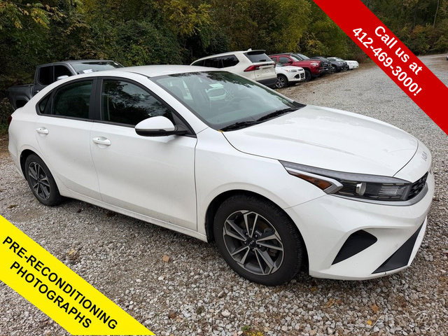 Used 2023 Kia Forte LXS w/ LXS Technology Package FWD image 1