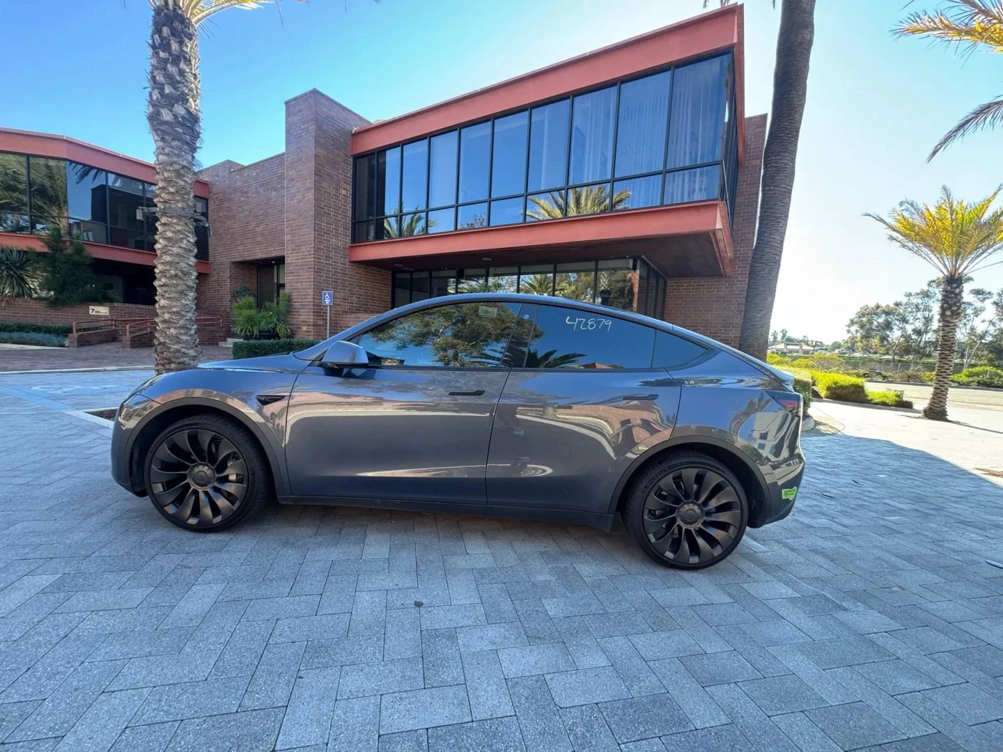 Used 2022 Tesla Model Y Performance AWD/4WD image 8