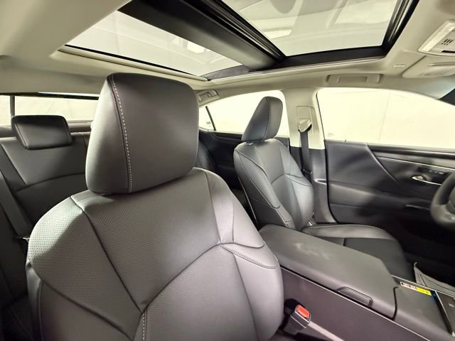 New 2025 Lexus ES 350 w/ Premium Package image 34