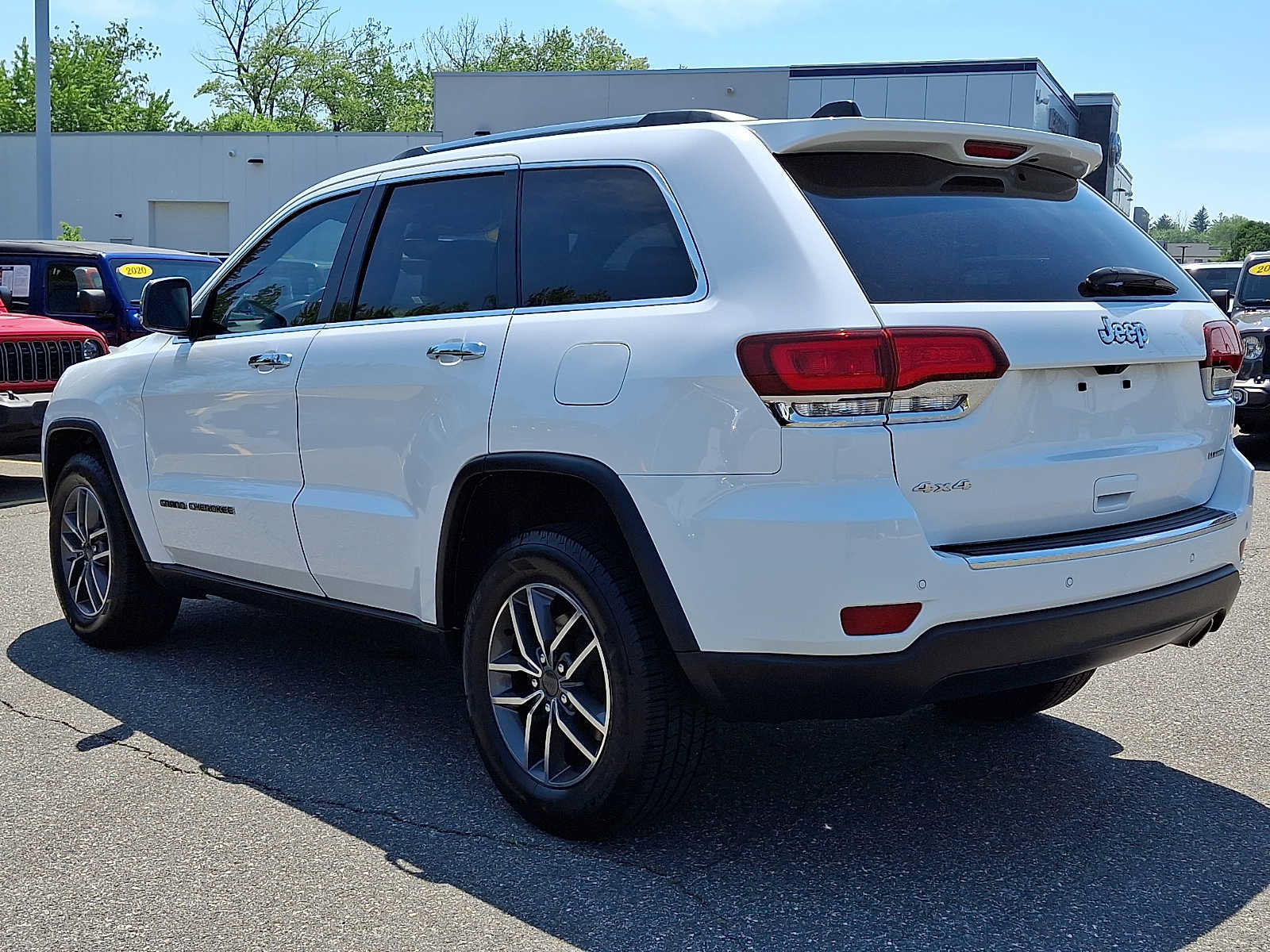 Used 2020 Jeep Grand Cherokee Limited AWD/4WD image 4