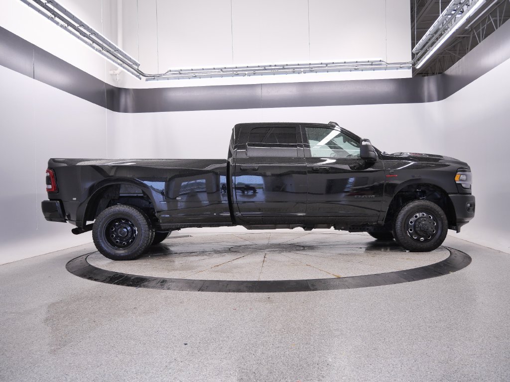 Certified 2024 RAM 3500 Laramie w/ Night Edition AWD/4WD image 8