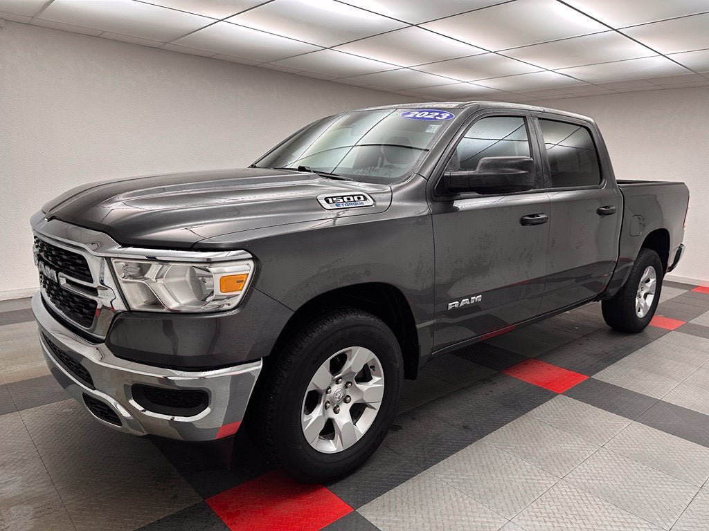 Used 2023 RAM 1500 Big Horn AWD/4WD image 3