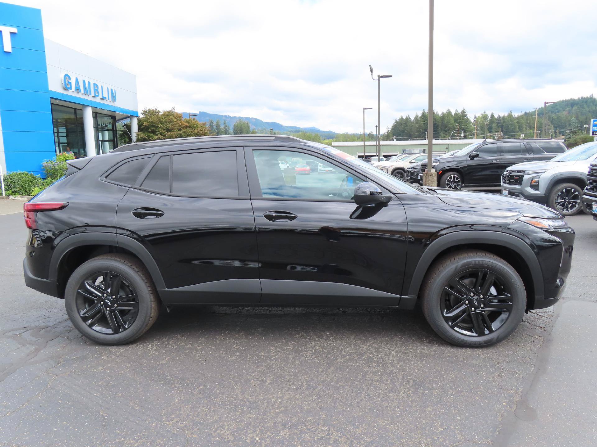 New 2026 Chevrolet Trax ACTIV w/ Driver Confidence Package FWD image 9