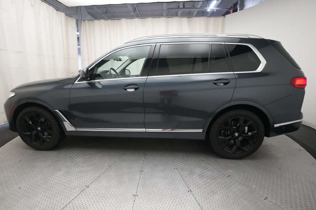 Used 2022 BMW X7 xDrive40i w/ Premium Package AWD/4WD image 24