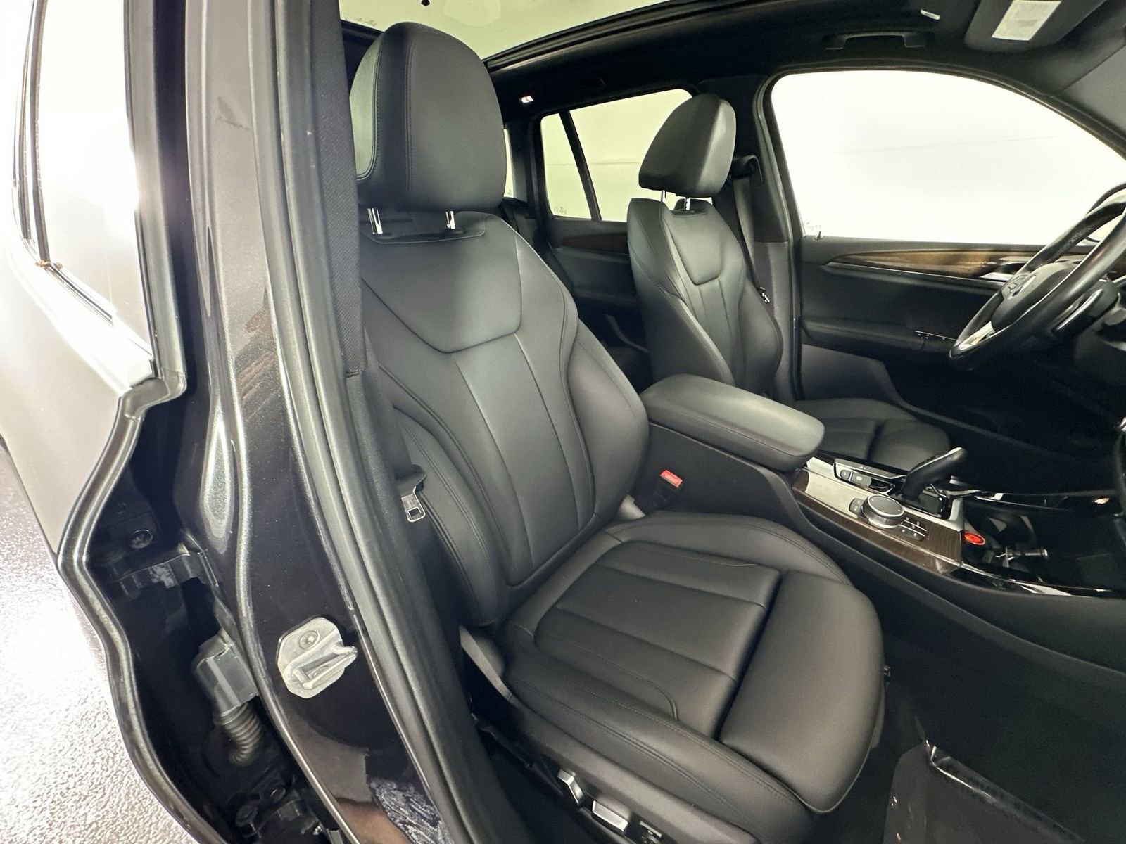 Used 2019 BMW X3 sDrive30i w/ Premium Package image 31