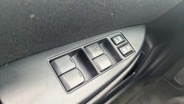 Used 2012 Subaru Legacy 2.5i w/ Alloy Wheel Pkg AWD/4WD image 30