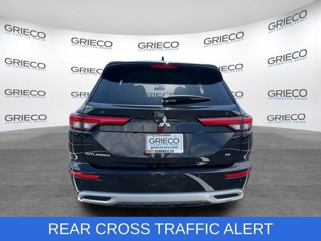 Used 2023 Mitsubishi Outlander SE FWD image 6