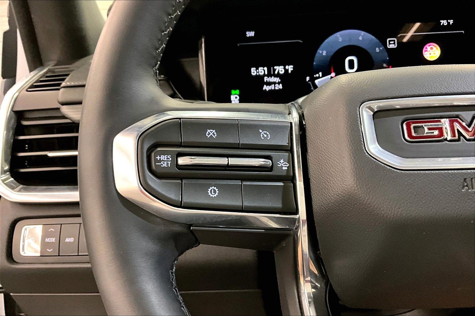 Used 2026 GMC Acadia Elevation w/ Elevation Premium Package AWD/4WD image 27