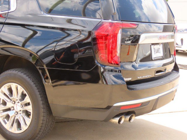 Used 2024 GMC Yukon Denali w/ Advanced Technology Package image 14