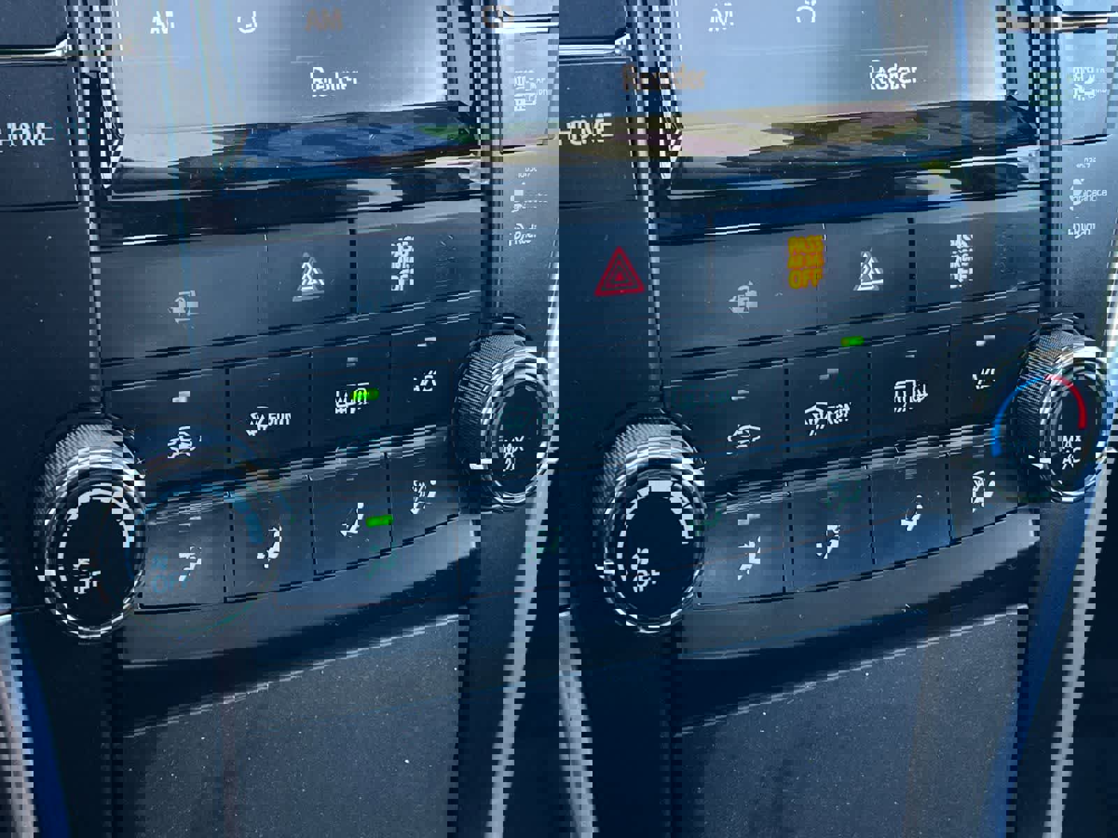 Used 2015 Toyota Camry SE w/ Moonroof Package image 20