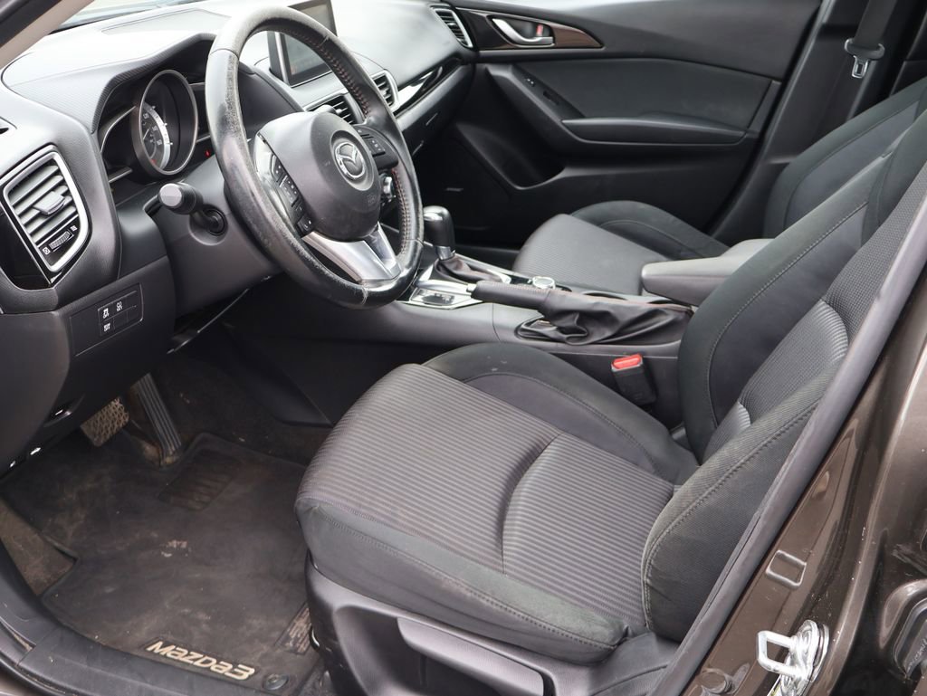 Used 2014 MAZDA MAZDA3 i Touring w/ Technology Package image 21