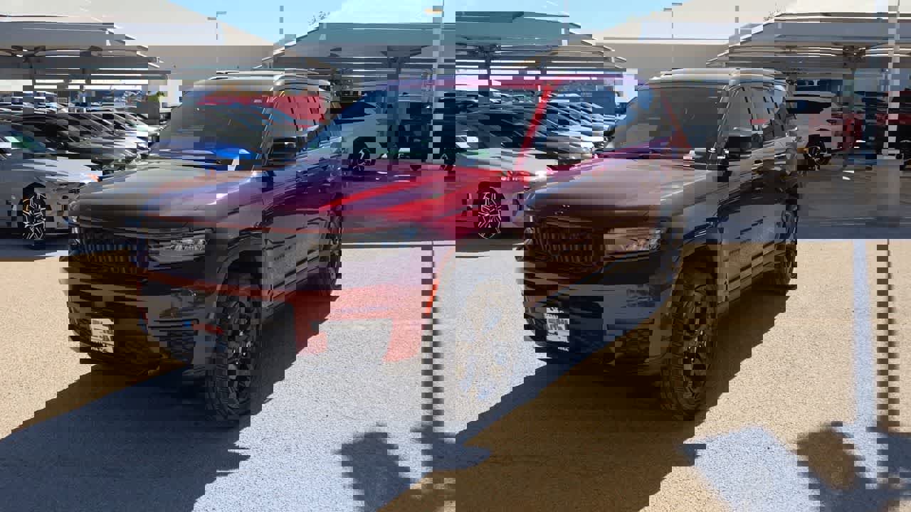 Used 2022 Jeep Grand Cherokee L Laredo image 4