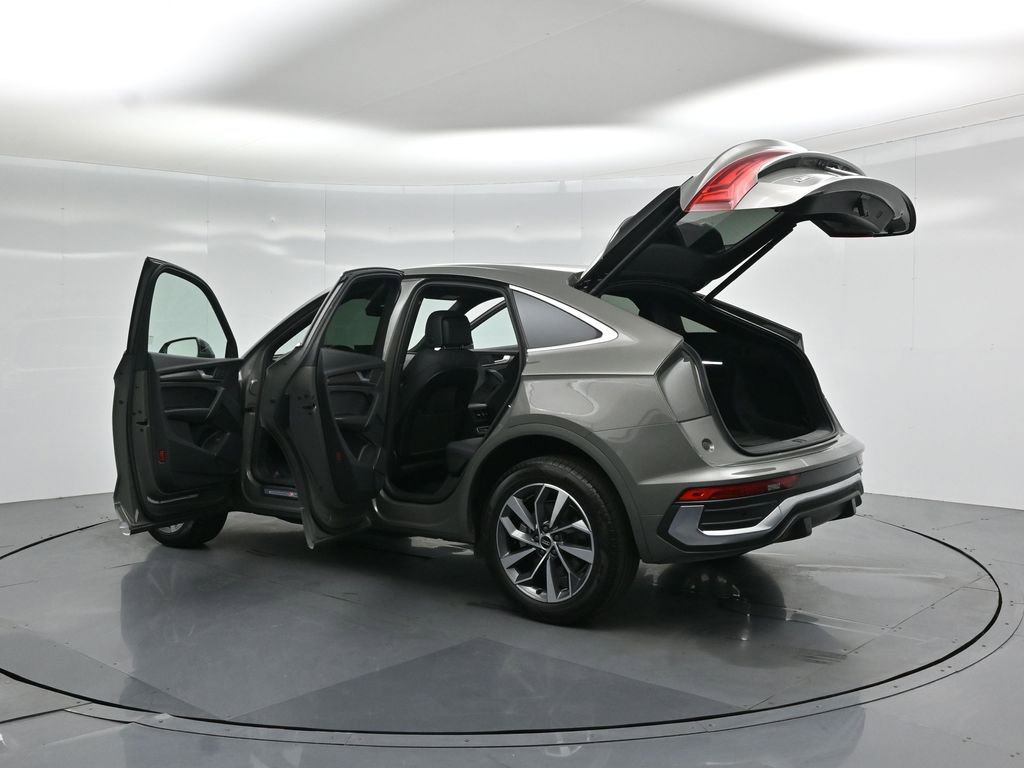Used 2023 Audi Q5 2.0T Premium w/ Convenience Package image 38