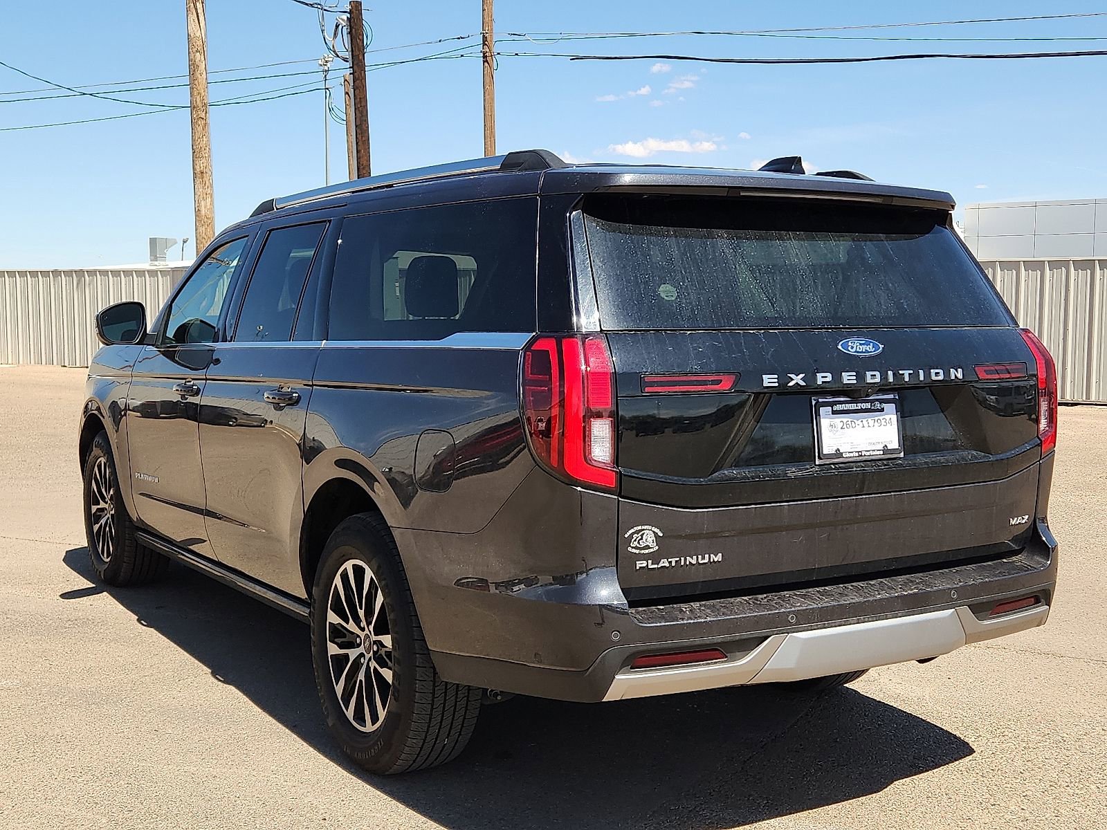 Used 2025 Ford Expedition Max Platinum AWD/4WD image 3