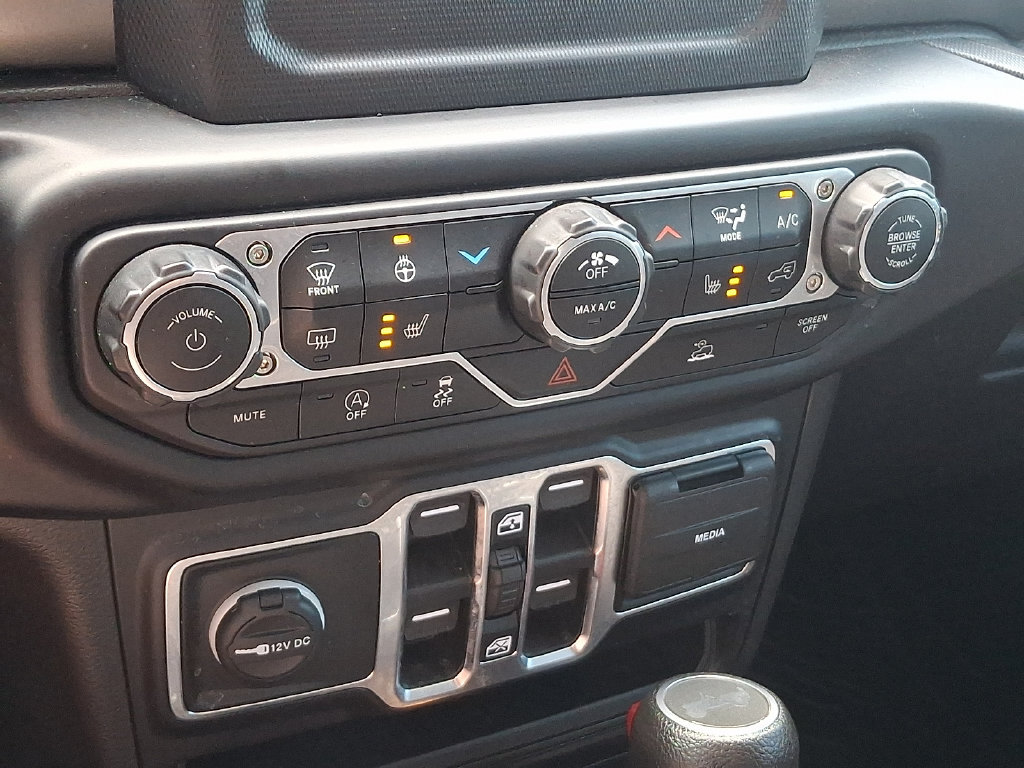 Used 2022 Jeep Wrangler Unlimited Sport AWD/4WD image 19