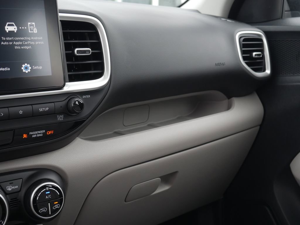 New 2026 Hyundai Venue SEL FWD image 43
