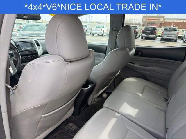 Used 2013 Toyota Tacoma 4x4 Double Cab w/ Limited Pkg image 23