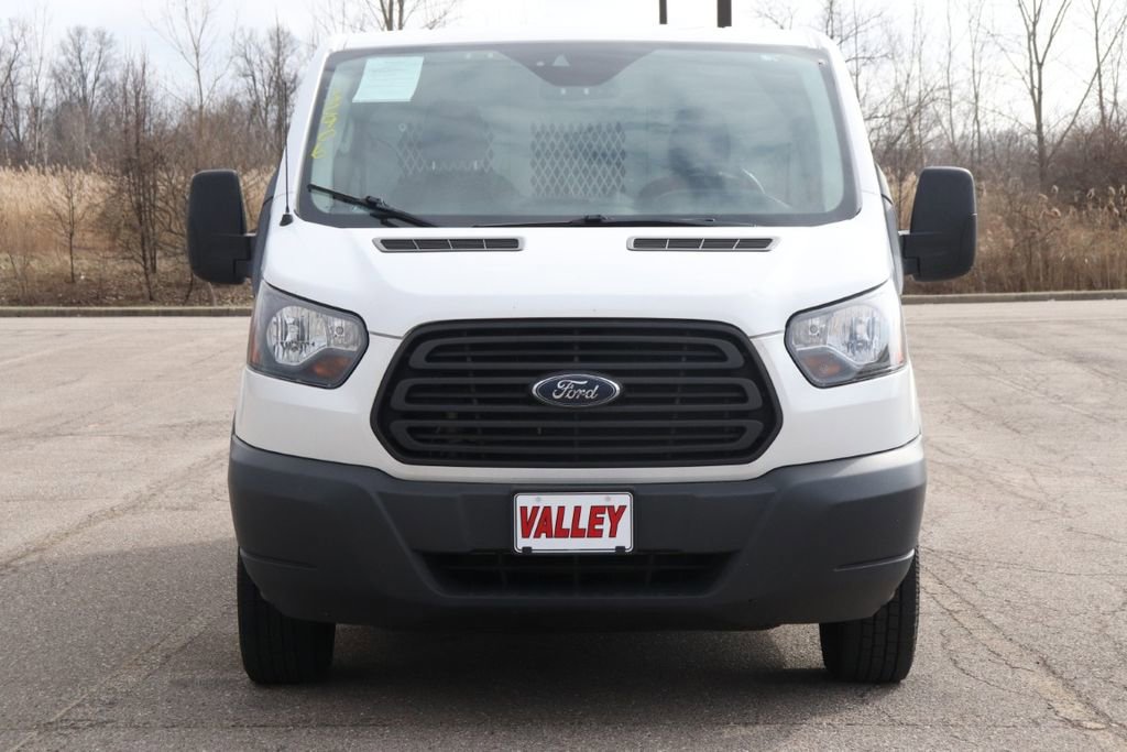 Used 2018 Ford Transit 250 148 Low Roof video 3