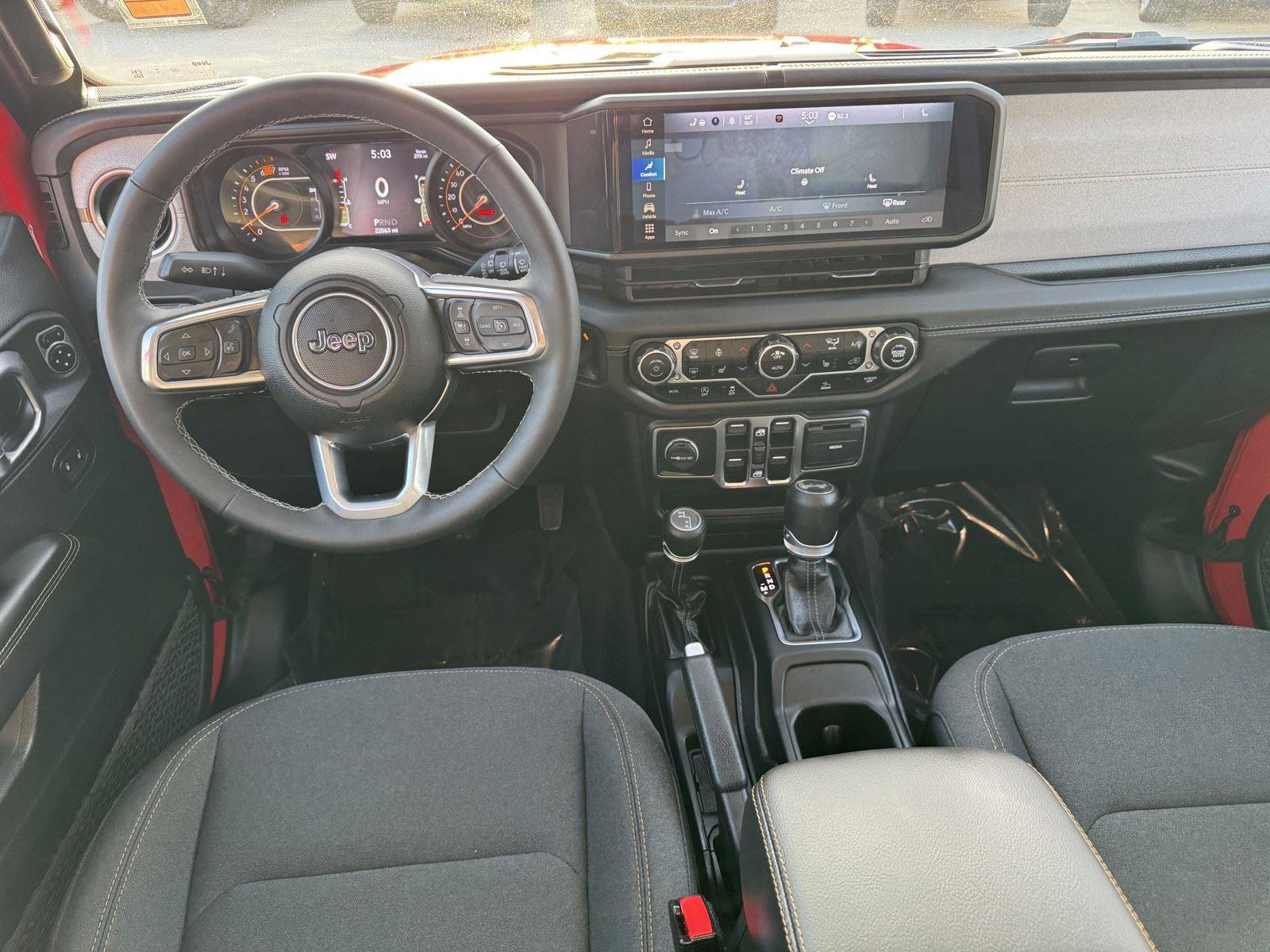 Certified 2025 Jeep Wrangler Sahara image 13