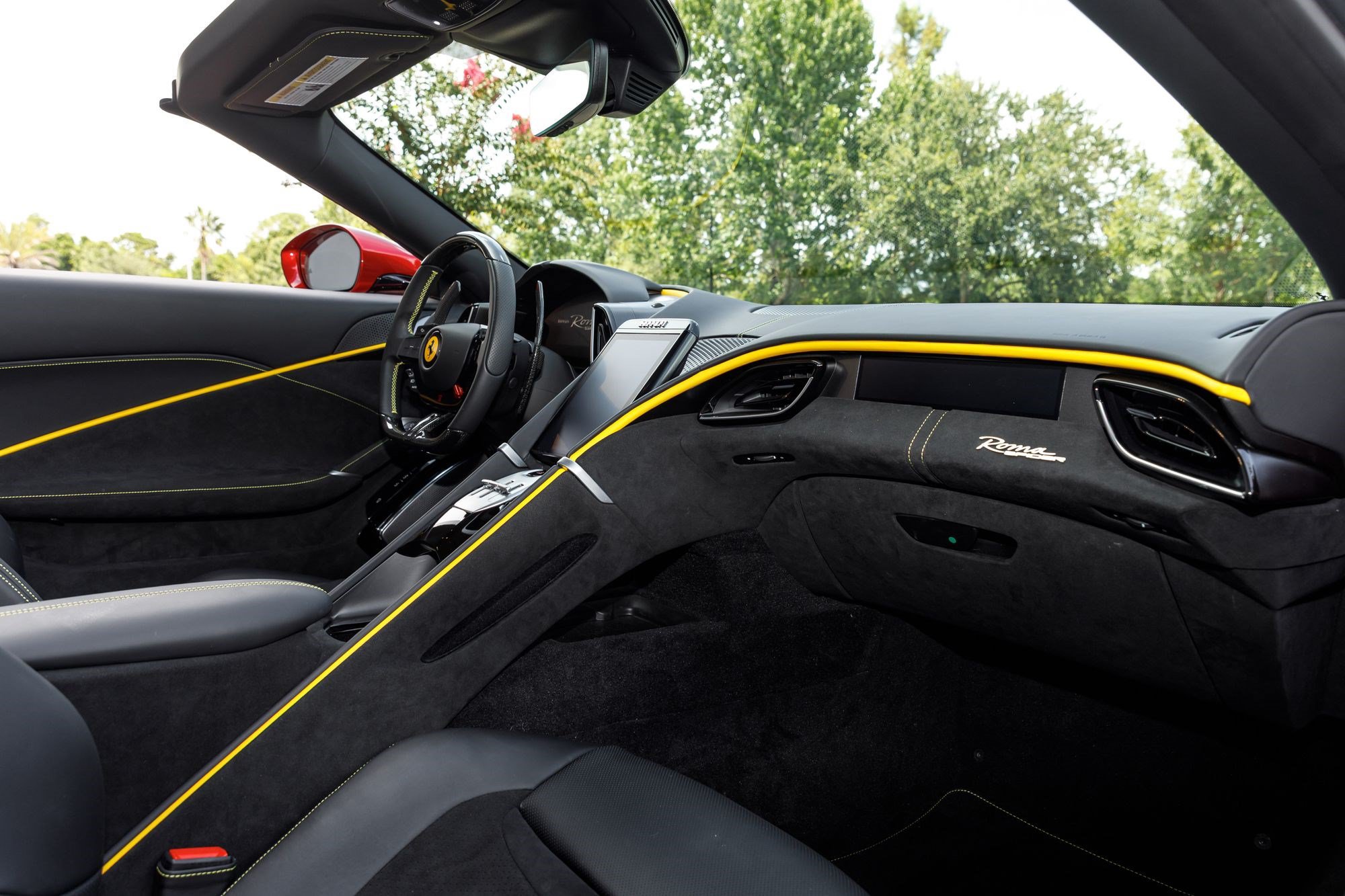 Used 2025 Ferrari Roma Spider RWD image 16