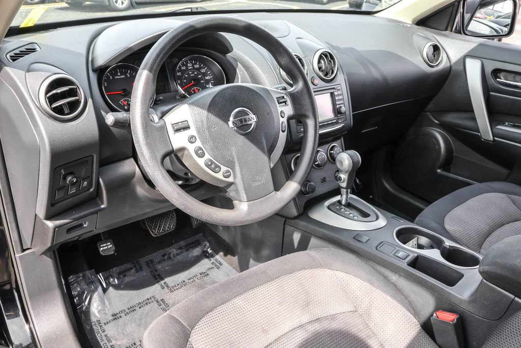 Used 2012 Nissan Rogue SV w/ Premium Pkg image 5