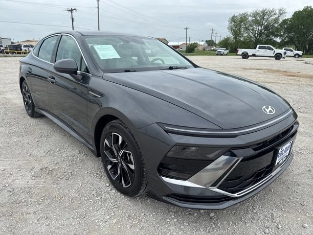Used 2025 Hyundai Sonata SEL FWD image 7