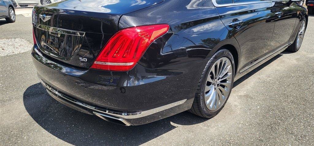 Used 2018 Genesis G90 5.0 Ultimate RWD image 15