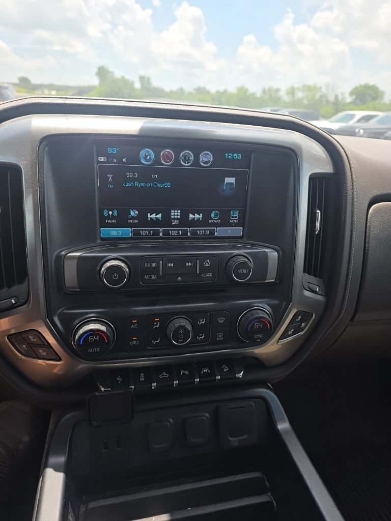 Used 2018 Chevrolet Silverado 1500 LTZ Z71 w/ LTZ Plus Package AWD/4WD image 44