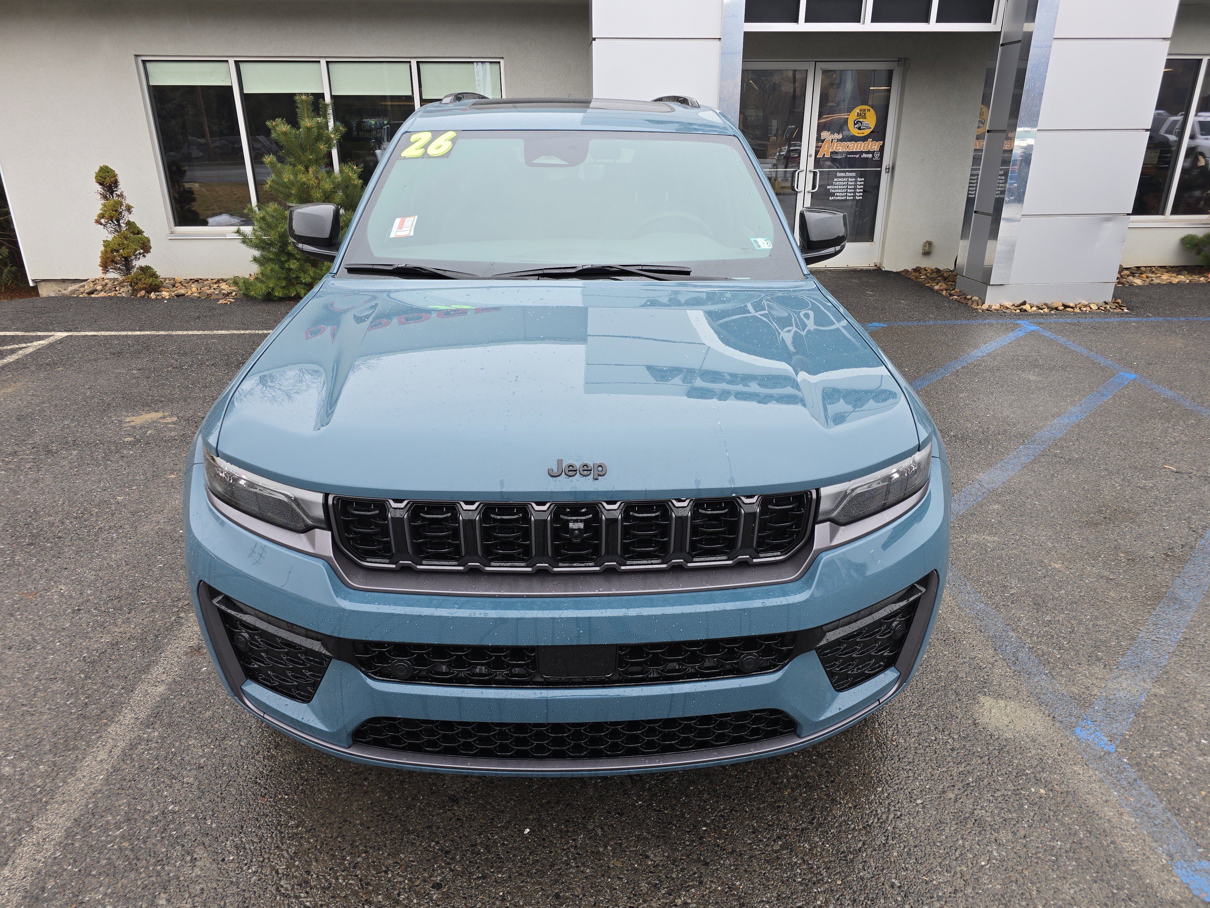 New 2026 Jeep Grand Cherokee L Limited image 9