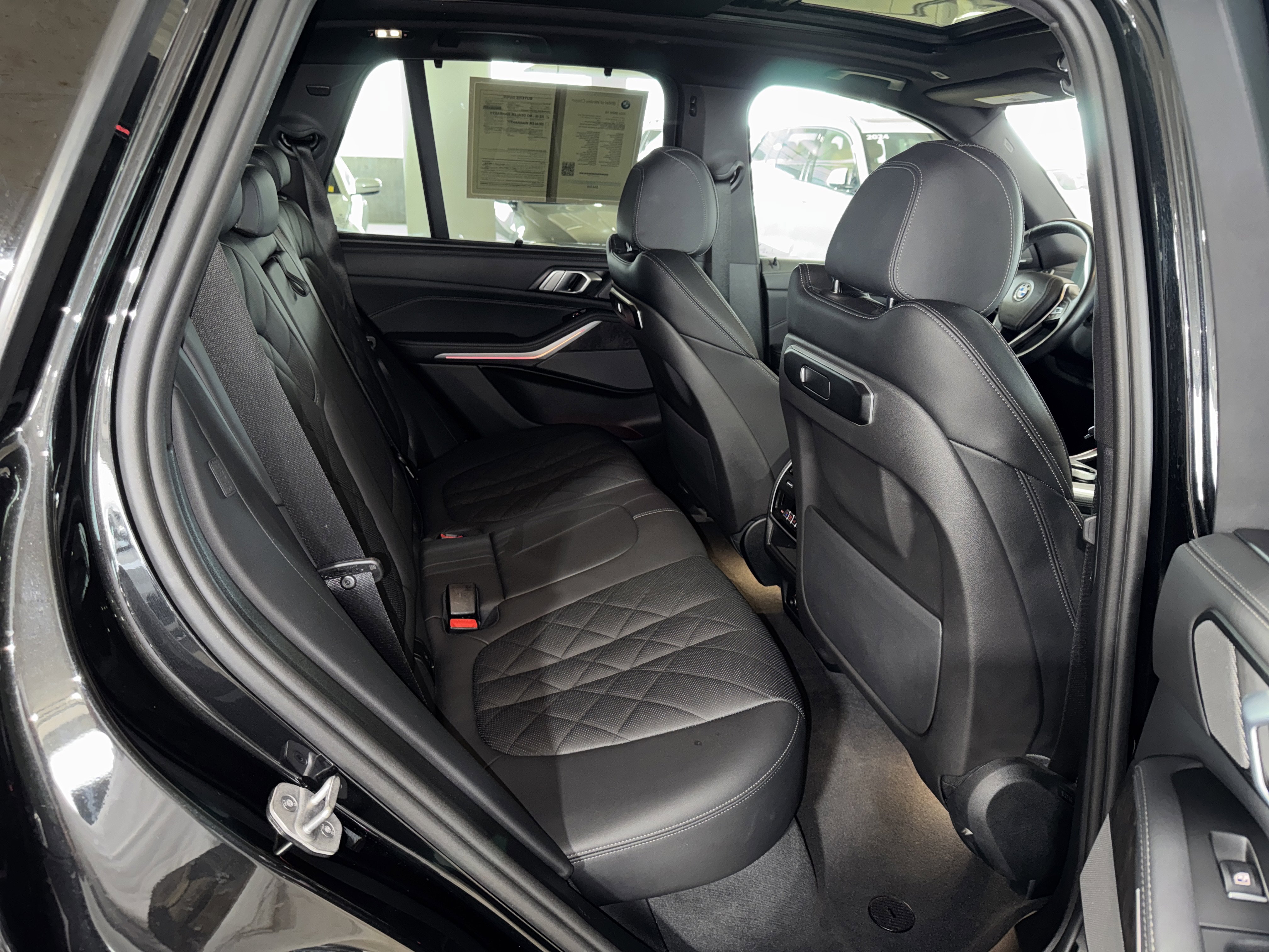 Certified 2024 BMW X5 sDrive40i w/ Executive Package image 12