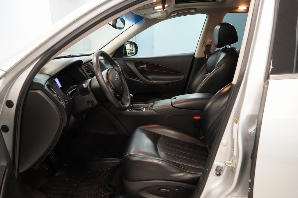 Used 2015 INFINITI QX50 AWD image 5