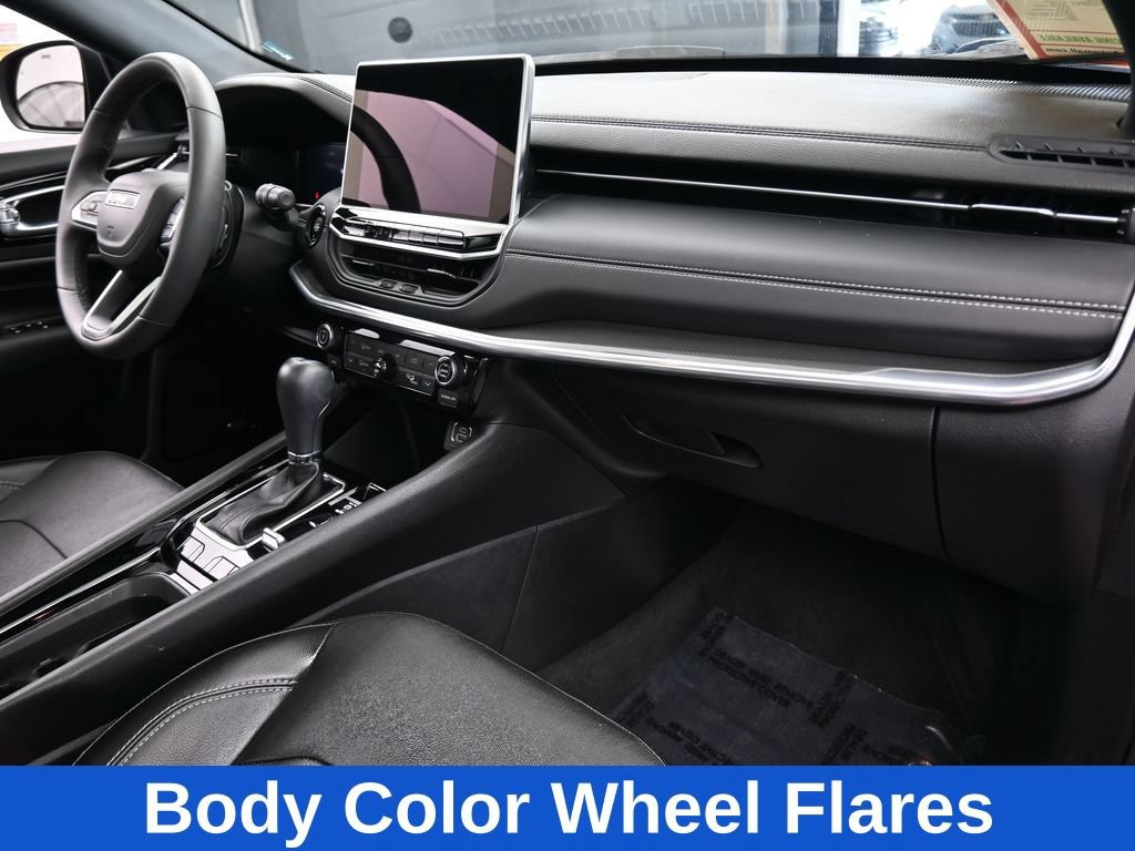 Used 2023 Jeep Compass High Altitude AWD/4WD image 30