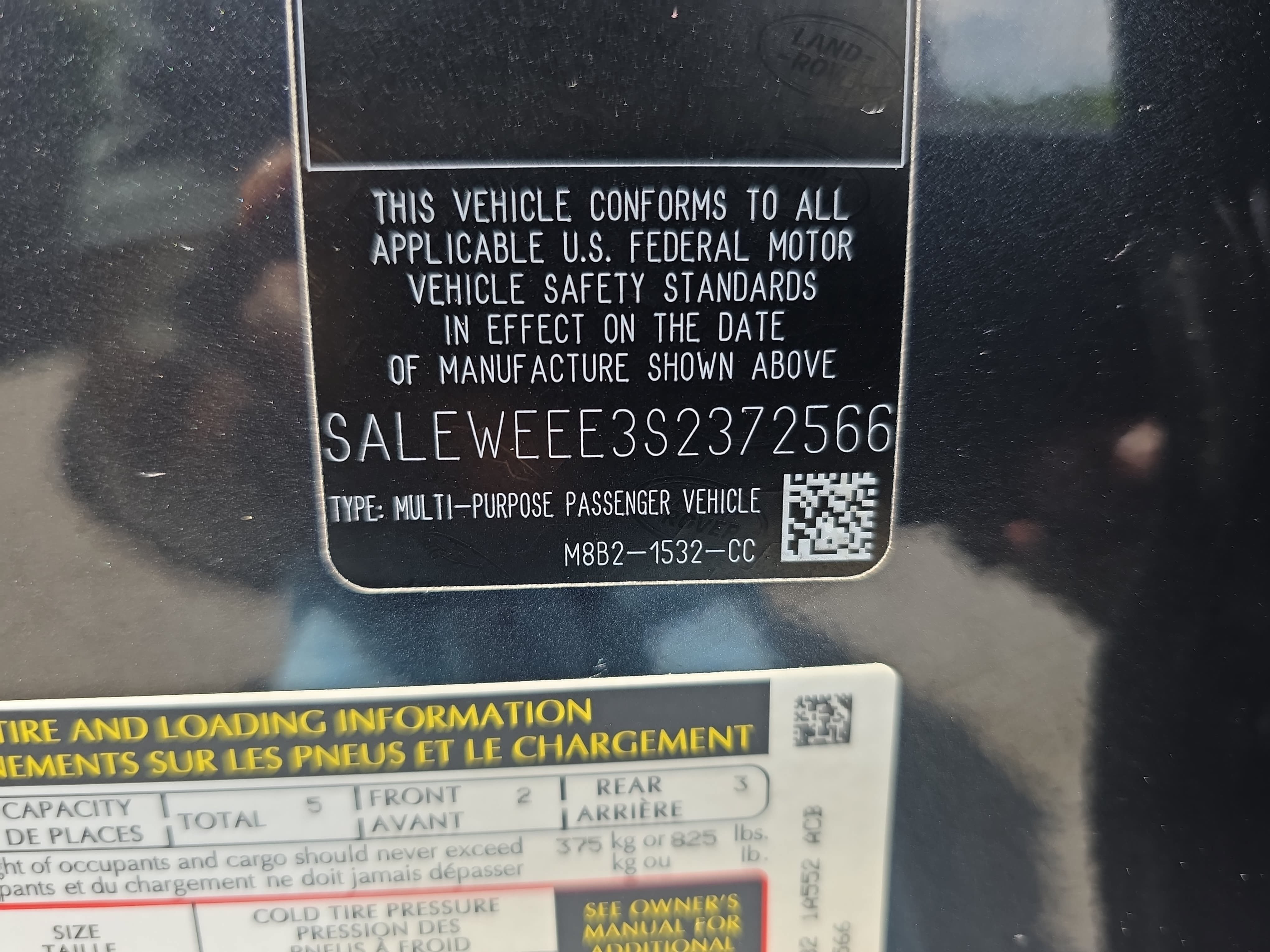 Used 2025 Land Rover Defender 110 V8 AWD/4WD image 35