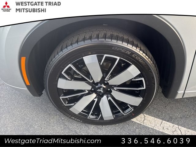 New 2026 Mitsubishi Outlander SEL FWD image 4