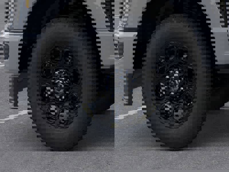 New 2026 Ford F250 Lariat w/ Black Appearance Package image 19