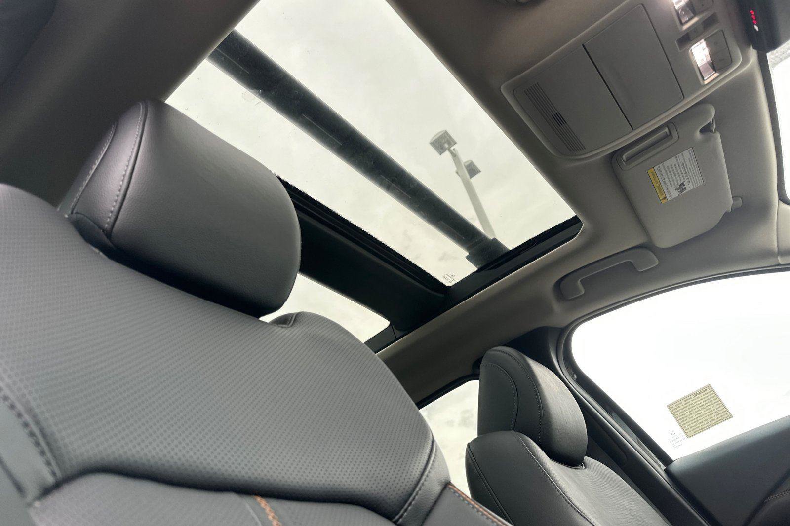 Certified 2025 MAZDA CX-50 2.5 Hybrid w/ Weather Package image 17