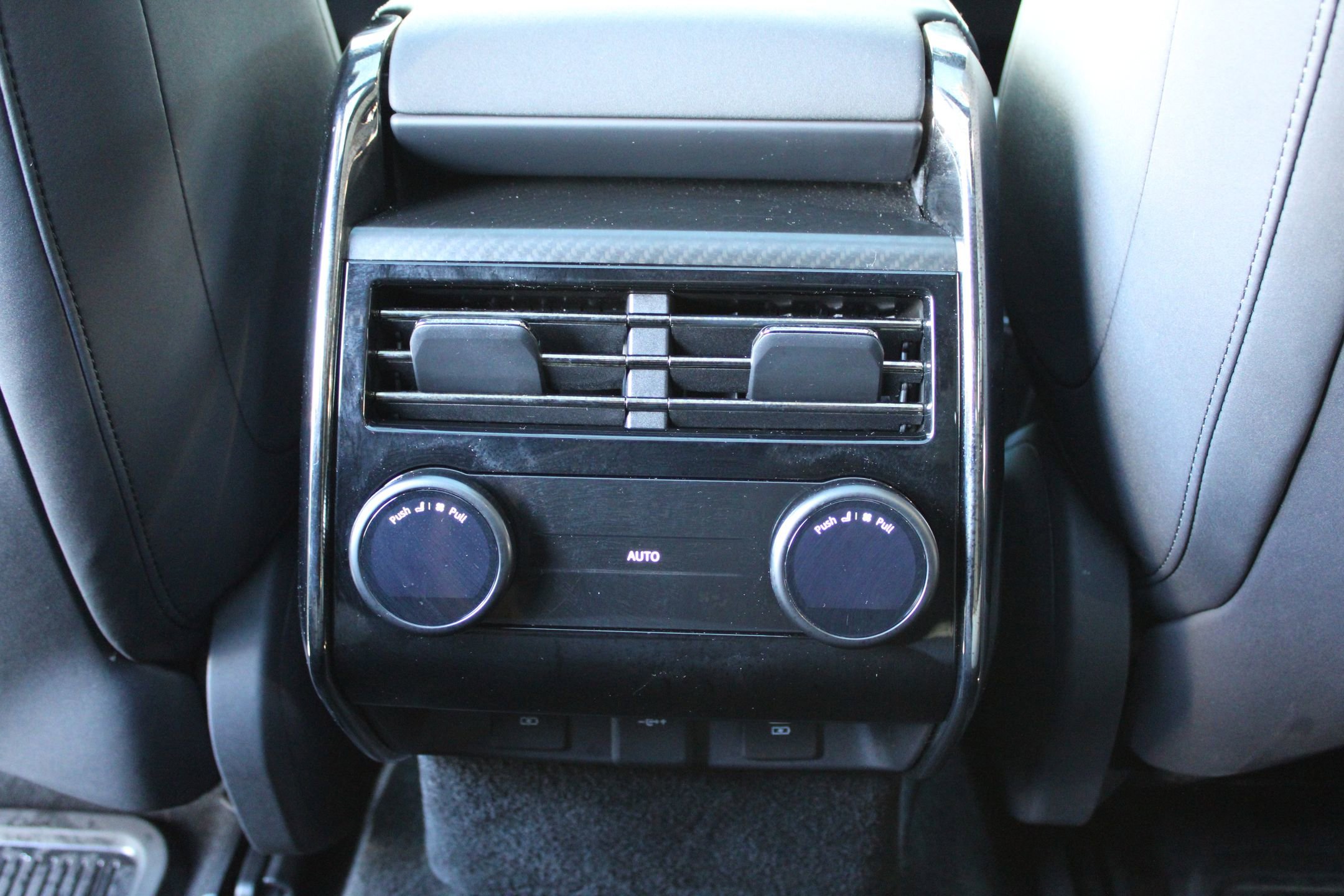 Used 2024 Land Rover Range Rover Sport SV Edition One Carbon Bronze image 23