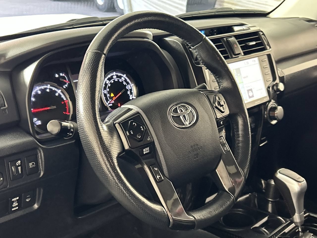 Used 2024 Toyota 4Runner TRD Off-Road Premium w/ Moonroof Package AWD/4WD image 14