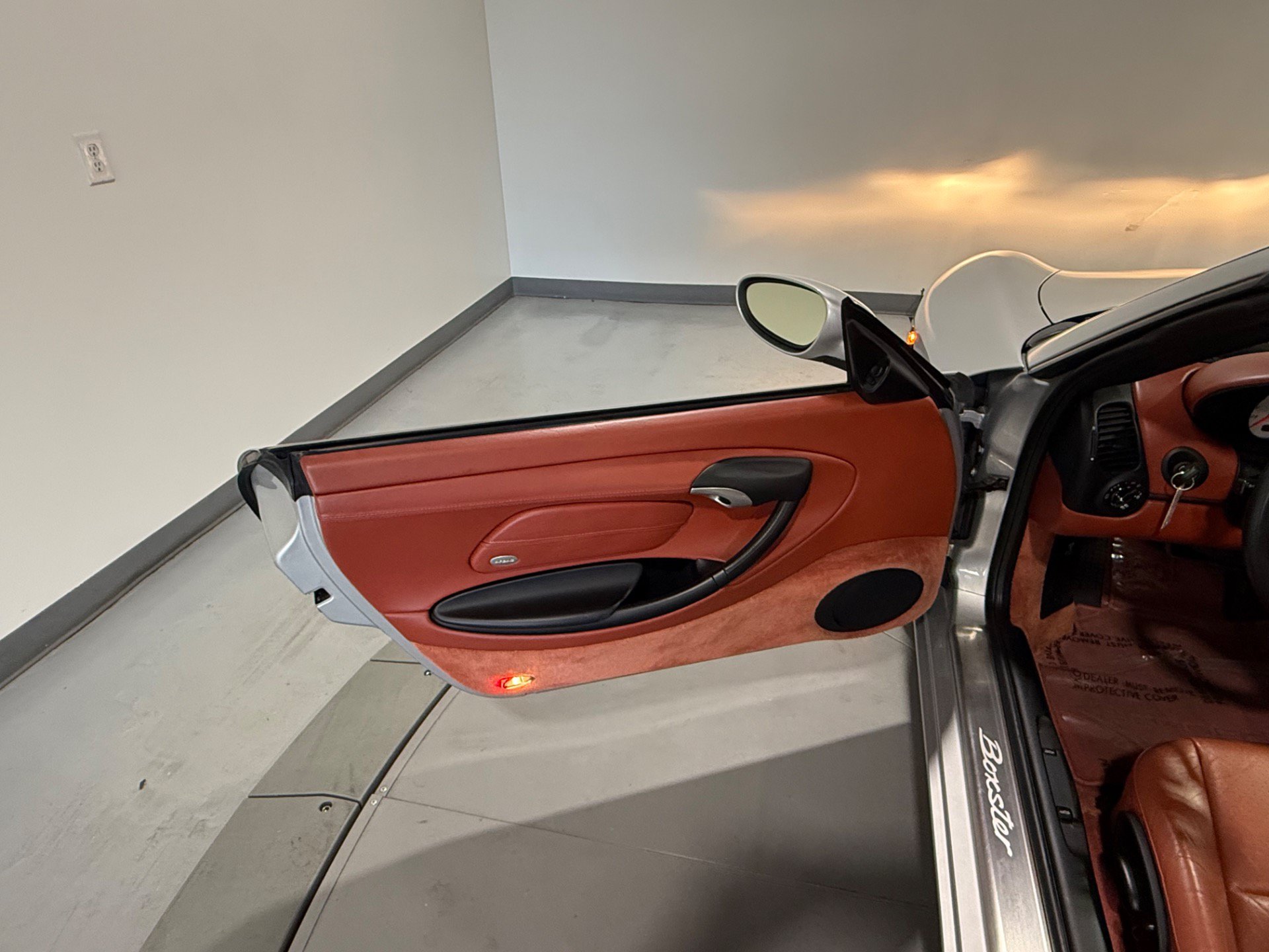 Used 2001 Porsche Boxster RWD image 28