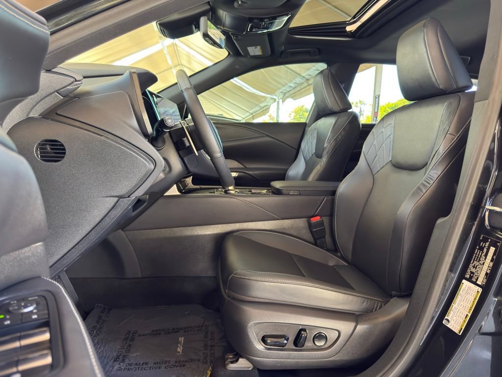 Certified 2023 Lexus RX 350h w/ Cold Area Package AWD/4WD image 16