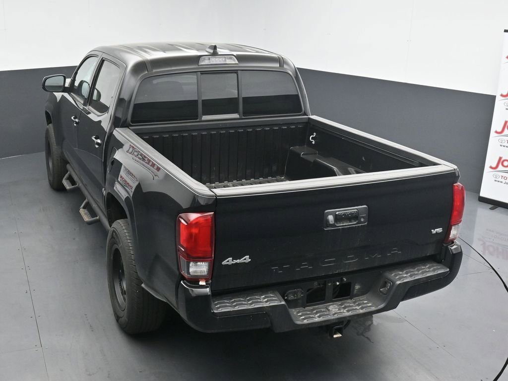 Used 2023 Toyota Tacoma SR AWD/4WD image 14