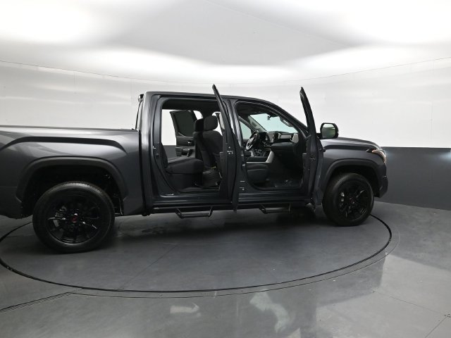 Used 2023 Toyota Tundra SR5 w/ SR5 Convenience Package AWD/4WD image 31