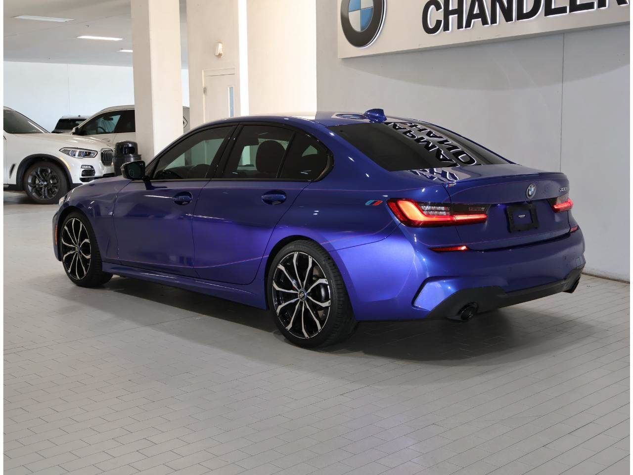 Used 2022 BMW 330i Sedan w/ M Sport Package RWD image 5