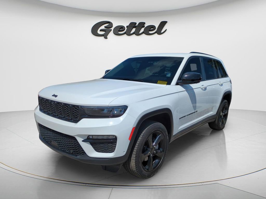 Used 2023 Jeep Grand Cherokee Limited w/ Luxury Tech Group II RWD image 9