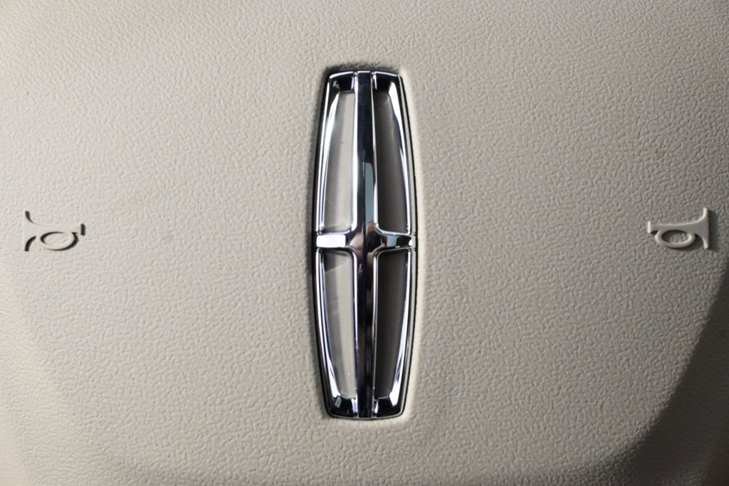 New 2026 Lincoln Corsair Reserve w/ Jet Appearance Package image 36